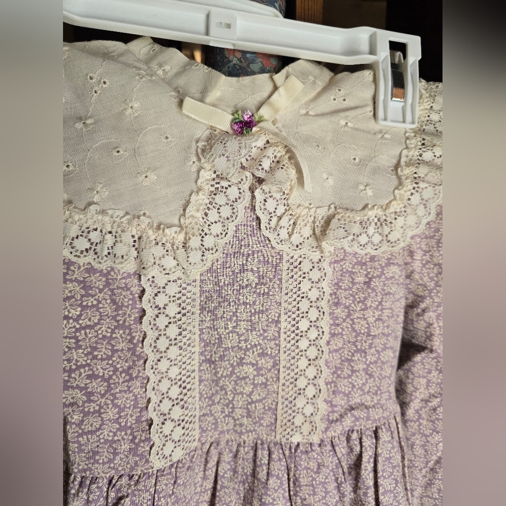 Vintage Handmade Girls Tie Waist Lace And Cotton Prairie  Dress - Picture 2 of 7